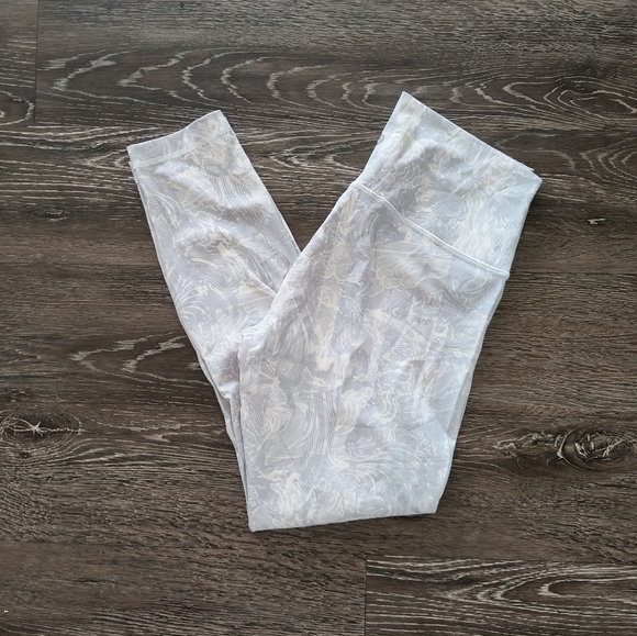 Lululemon leggings - Picture 3 of 6